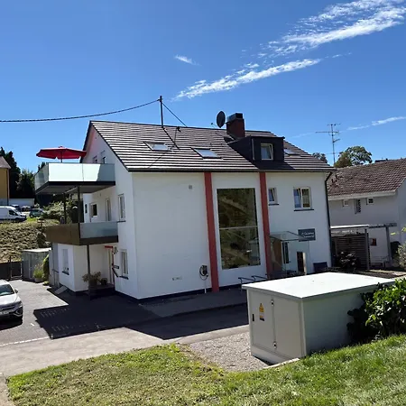 Gästehaus Sommertal, eigener Parkplatz, 800m zum Bodensee, 300m zur Altstadt-2